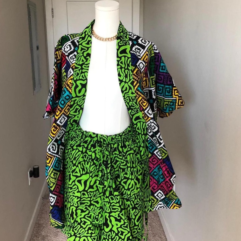 Colorful Geometric Patterned Kimono - Picture 2 of 6
